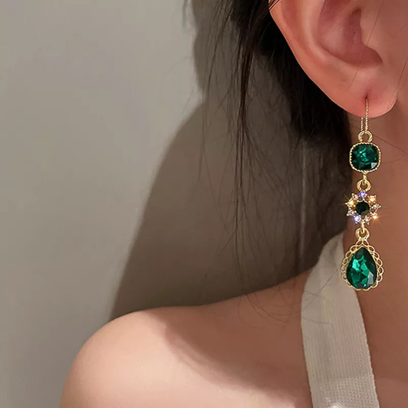 New Fashion Green Gemstone Long Pearl Drop Earrings For Women