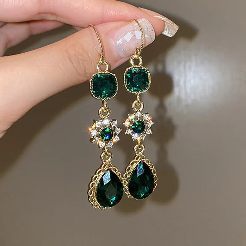 New Fashion Green Gemstone Long Pearl Drop Earrings For Women